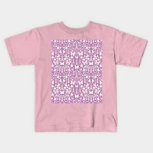 BUTTERFLY DAMASK GEOMETRIC BOTANICAL FLORAL PATTERN PASTEL PURPLE LILAC Kids T-Shirt